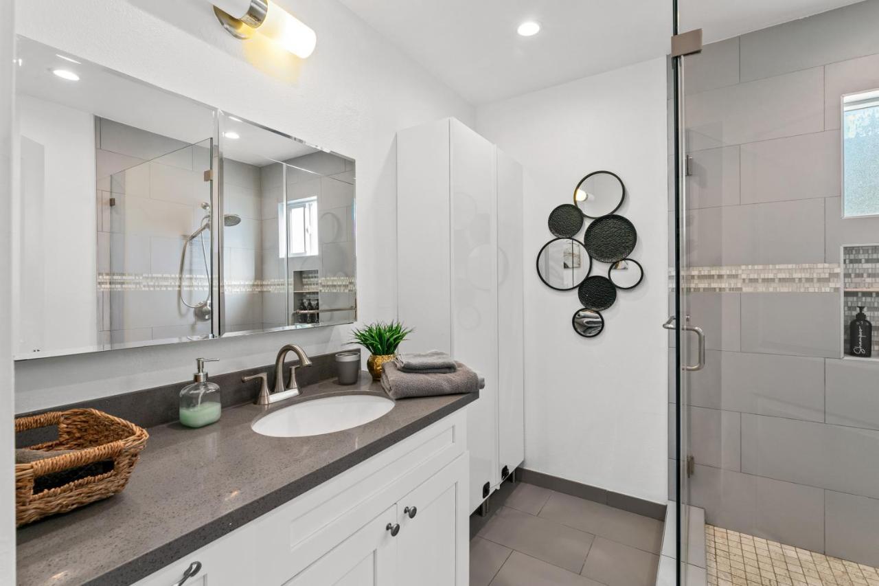 Muirfield Chic City Bungalow With Parking Los Angeles Exteriör bild
